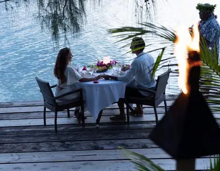 Coucher du soleil privé et dîner sur le motu à Bora Bora