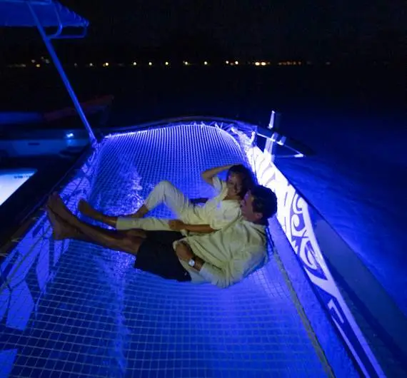 bora-bora-tour-luxury-sunset-cruise