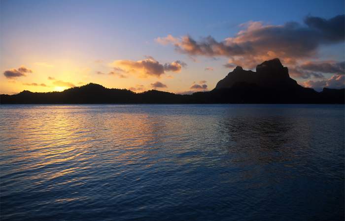 bora-bora-private-sunset-cruise